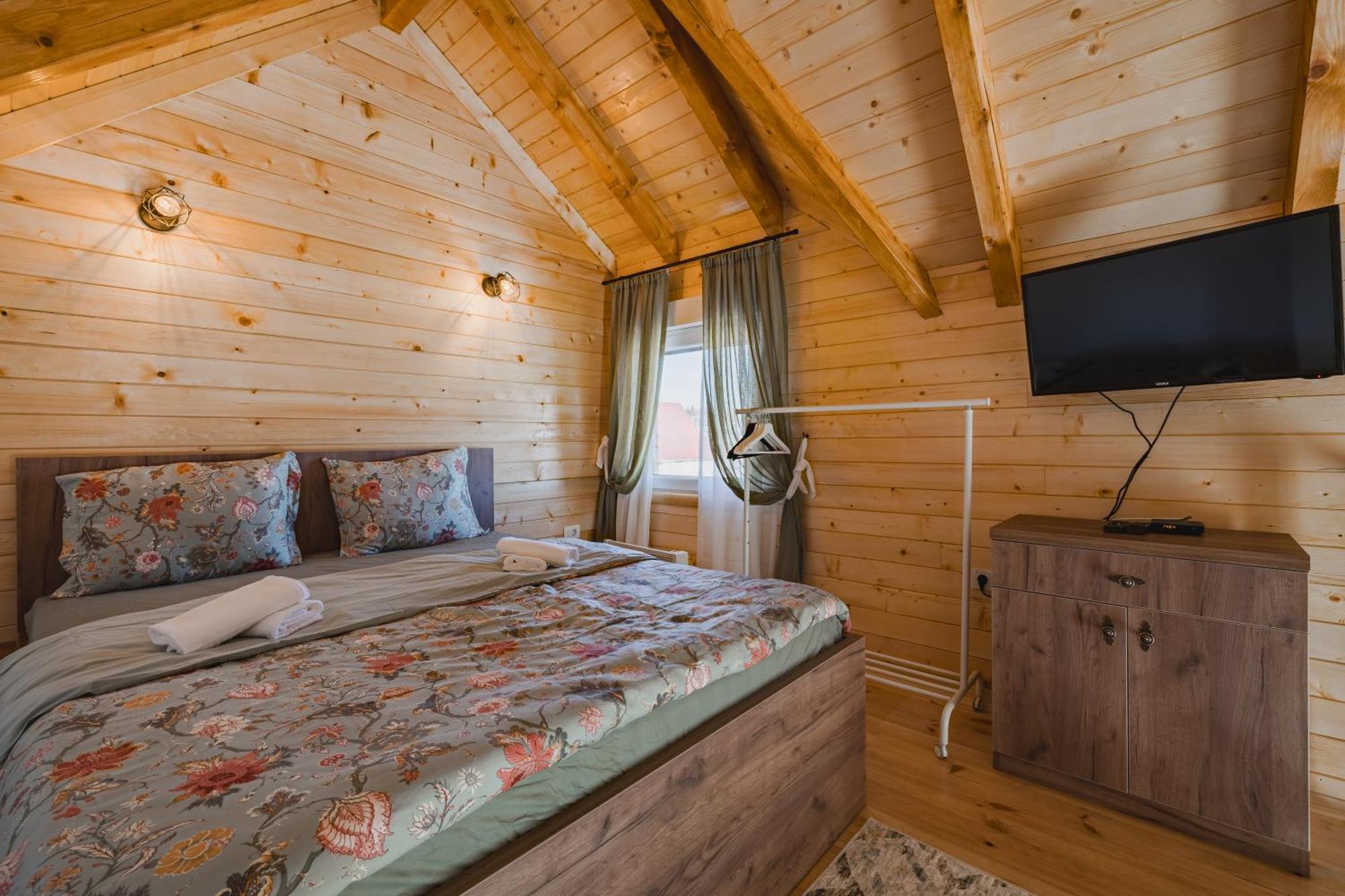 Mountain House Ivanovic Moticki Gaj Εξωτερικό φωτογραφία